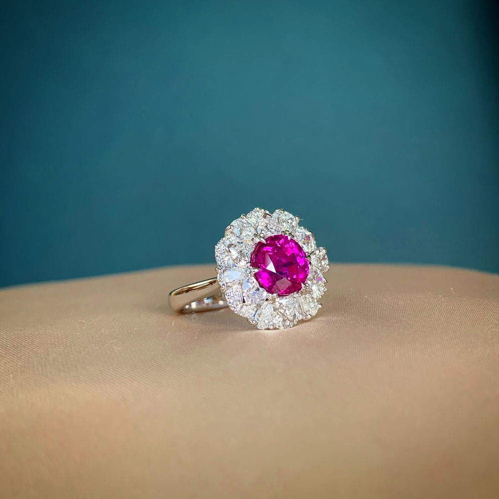 Ruby & diamond ring in platinum set with a natural ruby