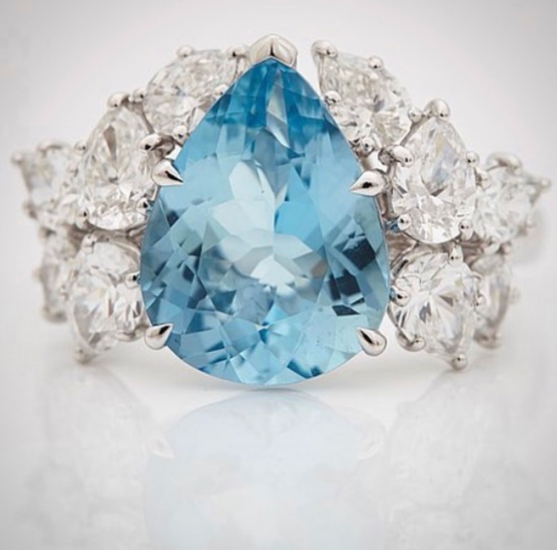 Aquamarine & diamond ring