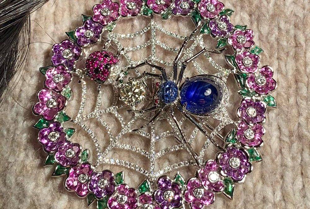 Flower & spider brooch